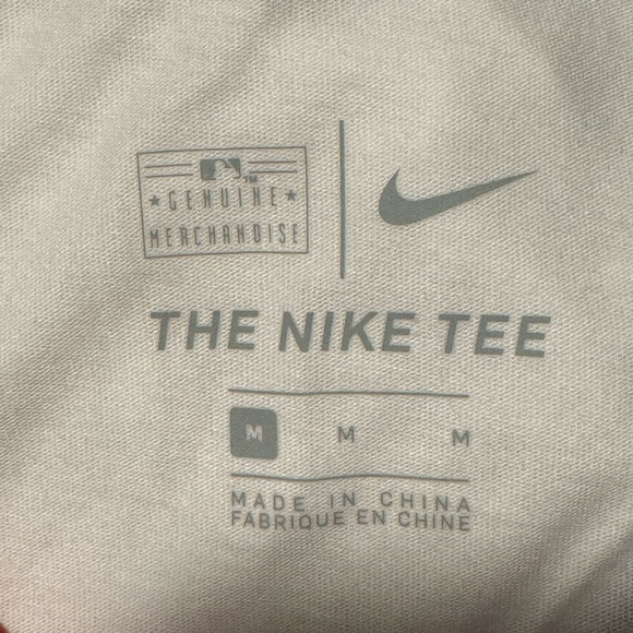 Nike “Cubs” baseball Tee, 3/4 length sleeves genuine Nike merch - Picture 4 of 4